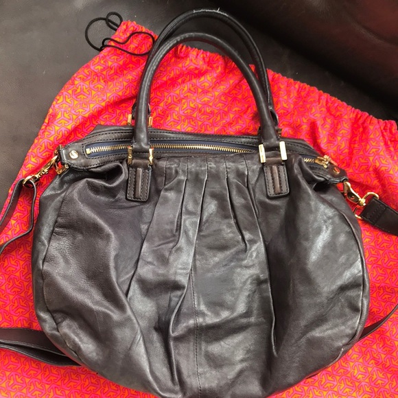 Tory Burch Verona Pleated Bag - Picture 6 of 16